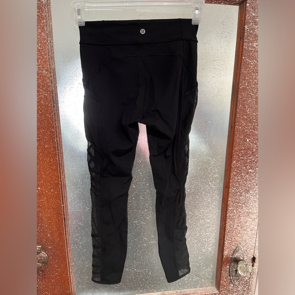 🔴lululemon athletica Black Leggings